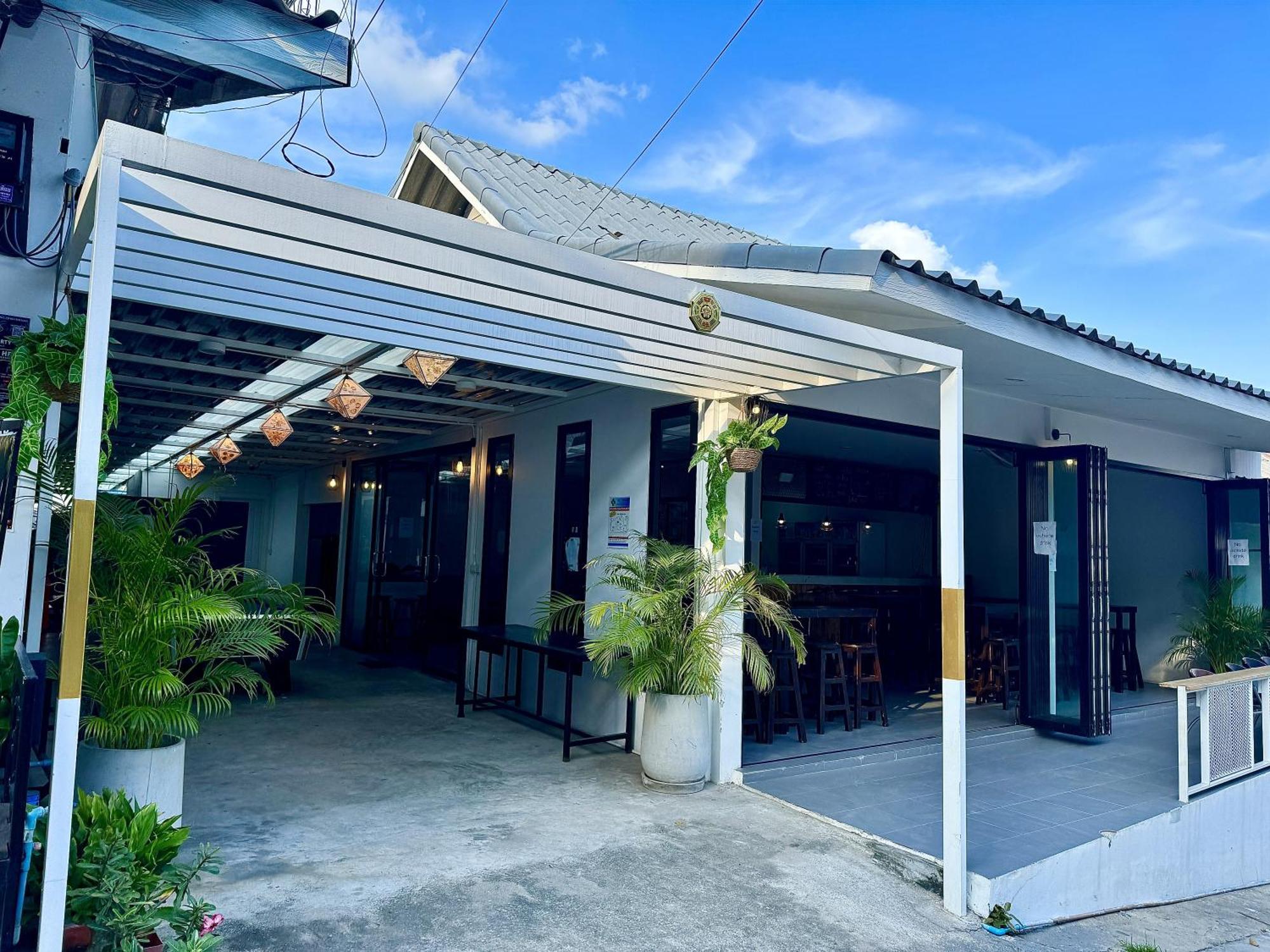 Eclipse Hostel And Bar ハード・リン エクステリア 写真