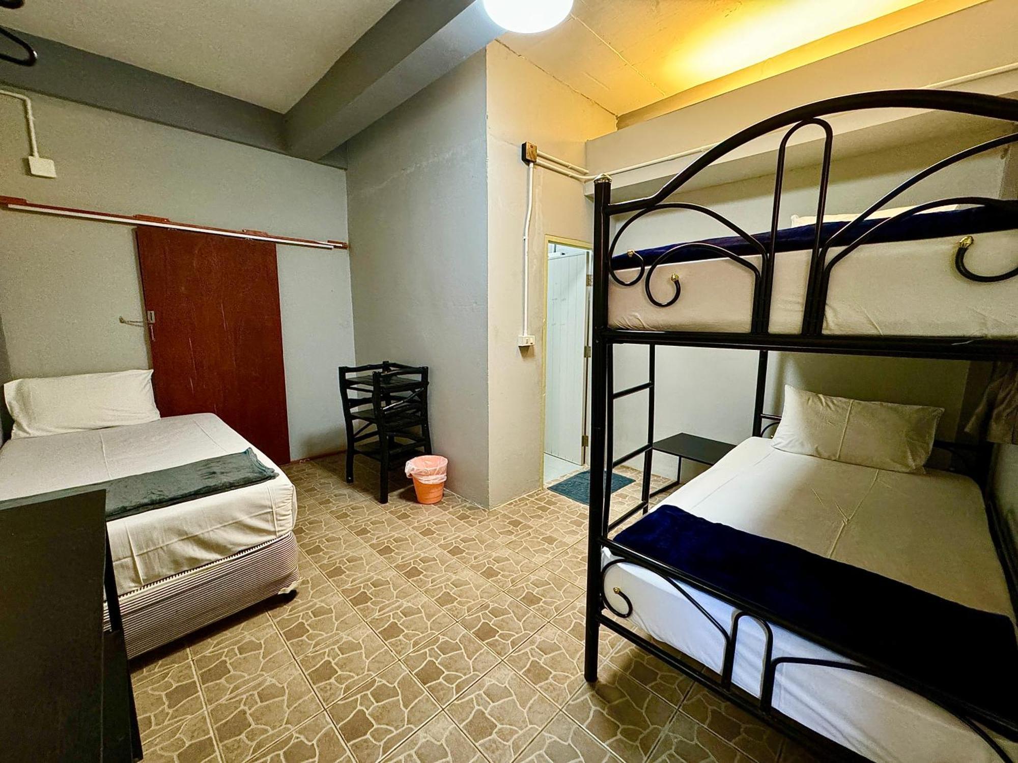 Eclipse Hostel And Bar ハード・リン エクステリア 写真