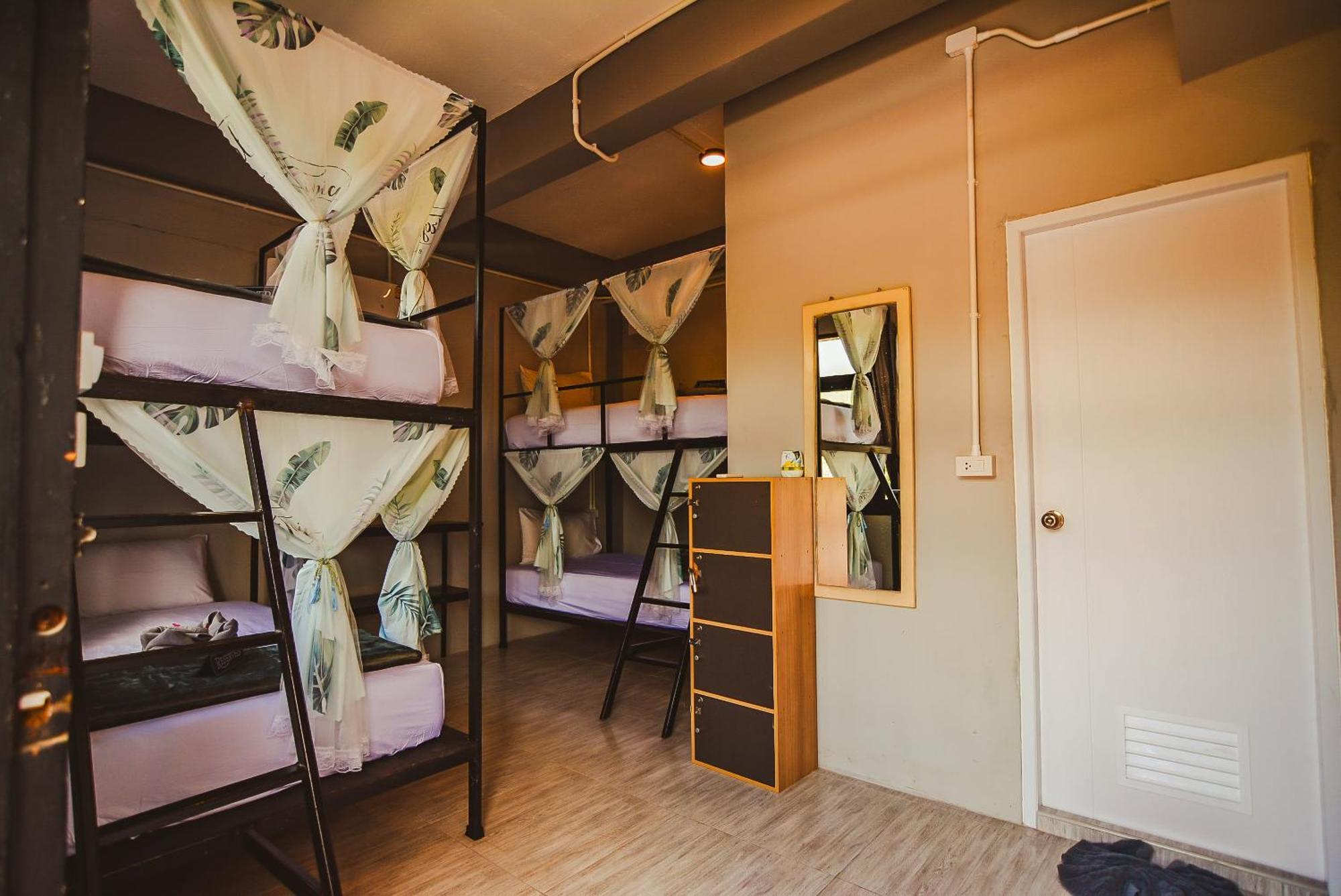 Eclipse Hostel And Bar ハード・リン エクステリア 写真